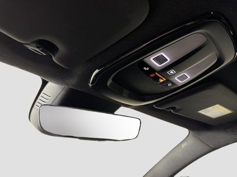 Certified 2023 Volvo C40 P8 Recharge Ultimate AWD/4WD image 21