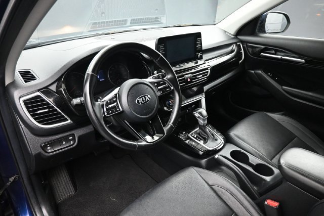 Used 2021 Kia Seltos EX AWD/4WD image 16