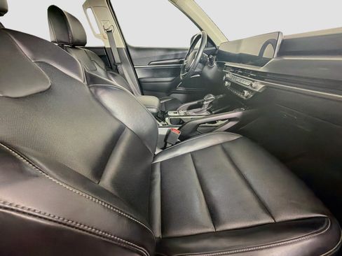 Used 2025 Kia Telluride S AWD/4WD image 33