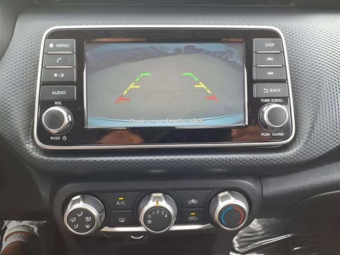 Used 2023 Nissan Kicks S image 15