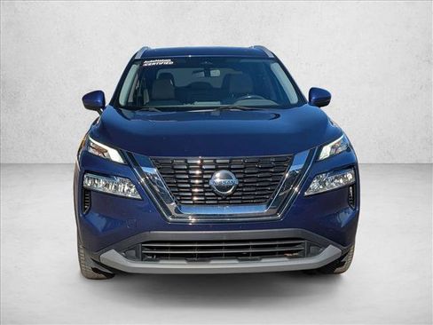 Used 2021 Nissan Rogue SV w/ Premium Package image 2