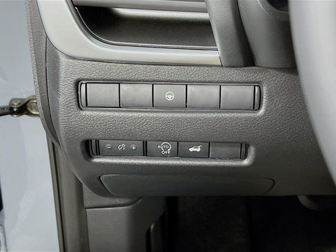 New 2026 Nissan Rogue SV w/ Cold Weather Package AWD/4WD image 9