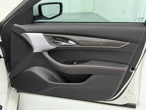 Used 2022 Cadillac CT5 V image 18