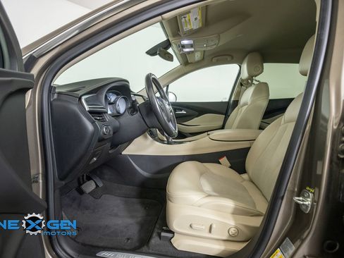 Used 2018 Buick Envision Preferred FWD image 11