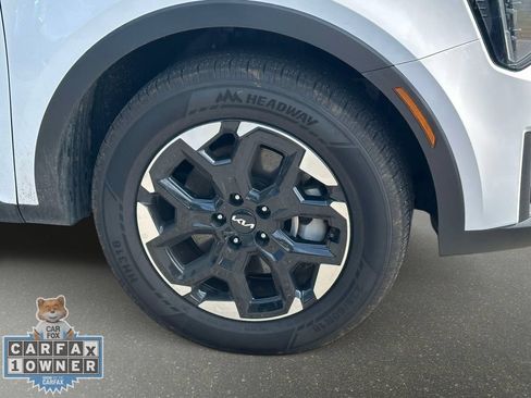 Used 2024 Kia Sorento S AWD/4WD image 10