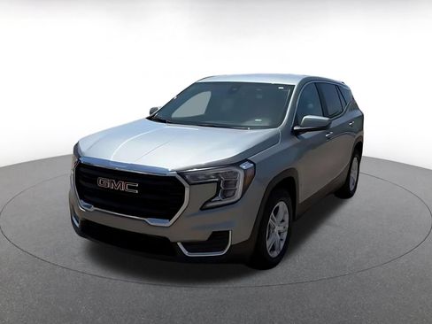 Used 2024 GMC Terrain SLE FWD image 7