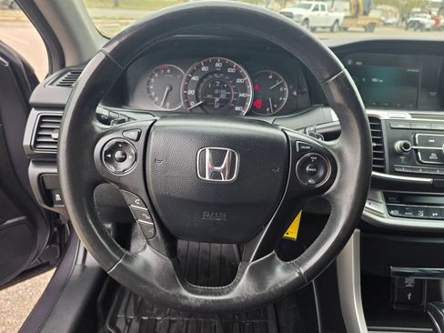 Used 2015 Honda Accord Sport image 11