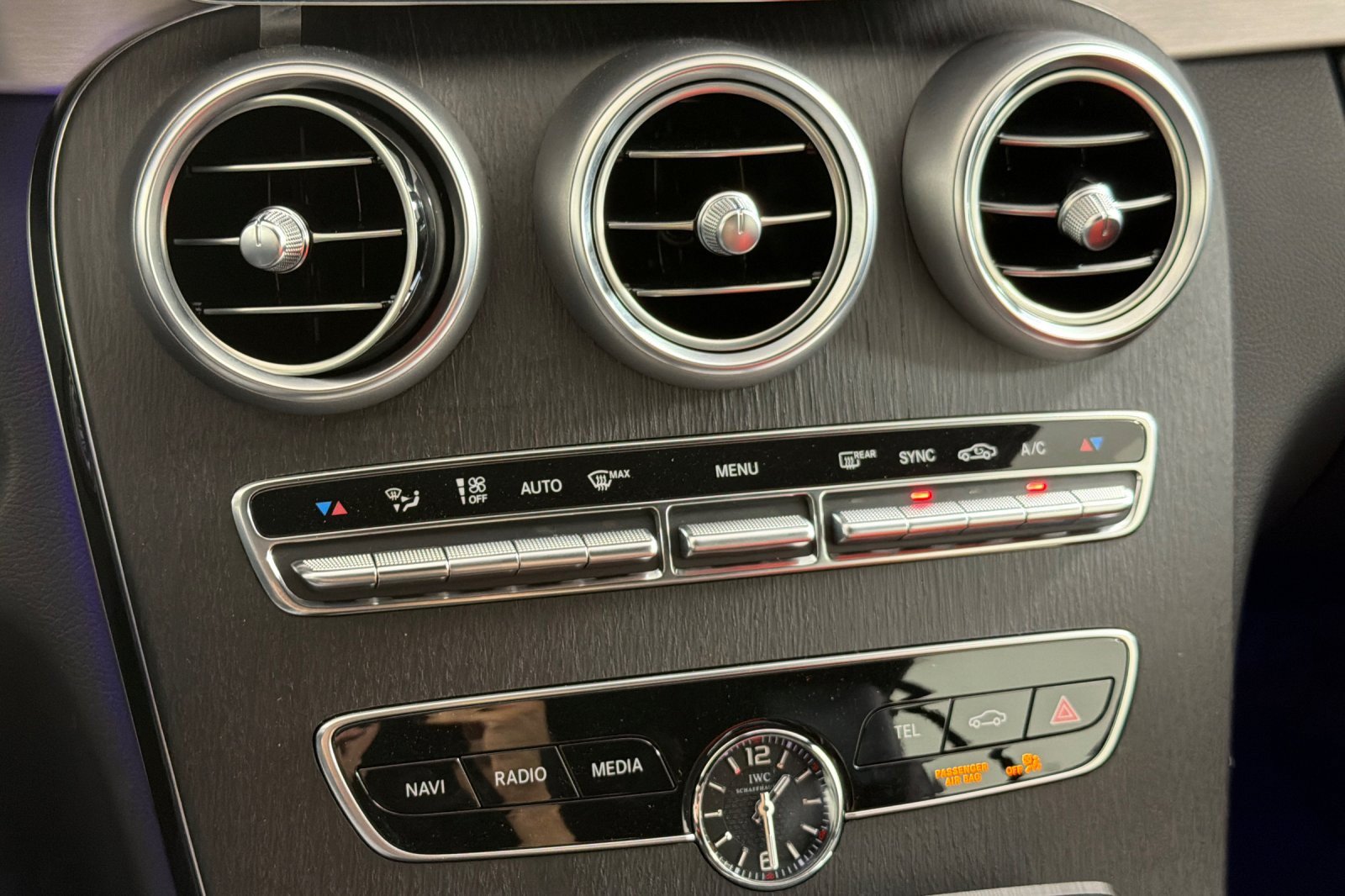 Used 2021 Mercedes-Benz C 63 AMG Cabriolet image 20