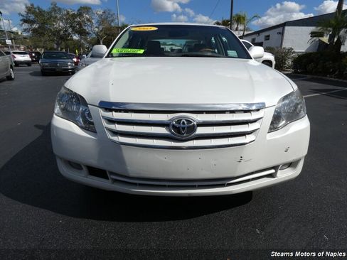 Used 2005 Toyota Avalon Limited image 4