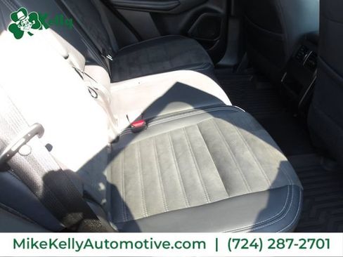 Used 2023 Mitsubishi Outlander SE AWD/4WD image 11