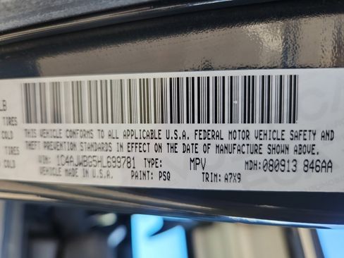 Used 2017 Jeep Wrangler Sahara w/ Connectivity Group image 26