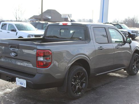 New 2026 Ford Maverick Lariat w/ Black Appearance Package image 7