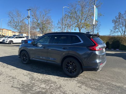 Used 2024 Honda CR-V Sport image 4