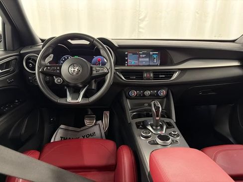 Used 2024 Alfa Romeo Stelvio Veloce AWD/4WD image 28