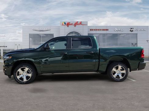 New 2026 RAM 1500 Express RWD image 2