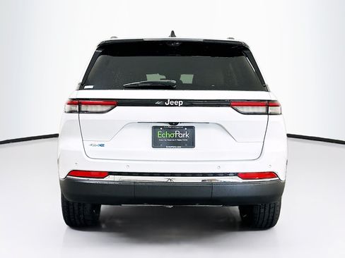 Used 2022 Jeep Grand Cherokee Limited 4xe w/ Luxury Tech Group II AWD/4WD image 7
