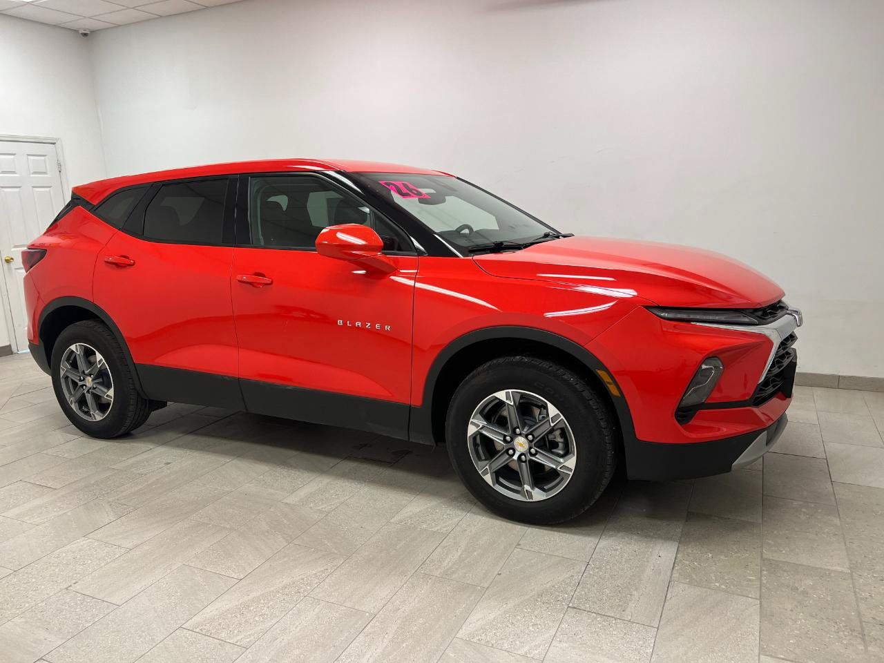 Used 2026 Chevrolet Blazer LT FWD image 10