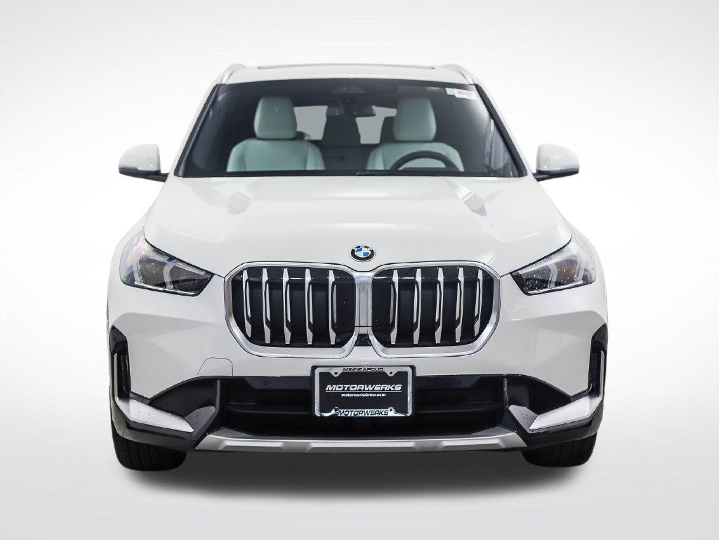Used 2026 BMW X1 xDrive28i w/ Technology Package AWD/4WD image 8