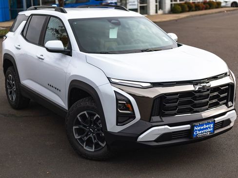 New 2026 Chevrolet Equinox ACTIV image 2