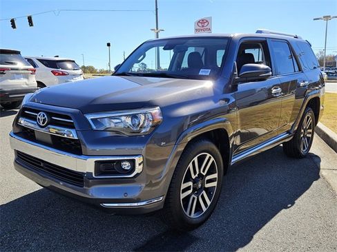 Used 2022 Toyota 4Runner Limited image 3