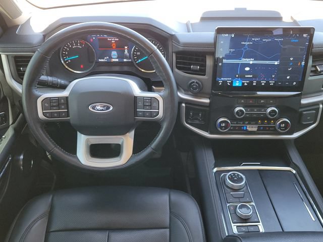 Used 2023 Ford Expedition XLT AWD/4WD image 10