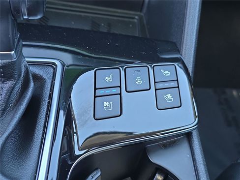 Used 2023 Kia Sportage SX image 22