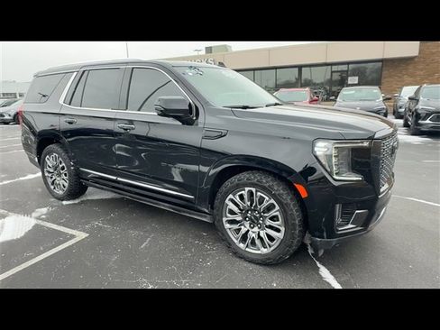 Certified 2023 GMC Yukon Denali Ultimate w/ LPO, Floor Liner Package image 2