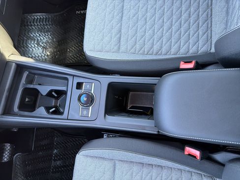 Certified 2025 Volkswagen Tiguan S AWD/4WD image 9