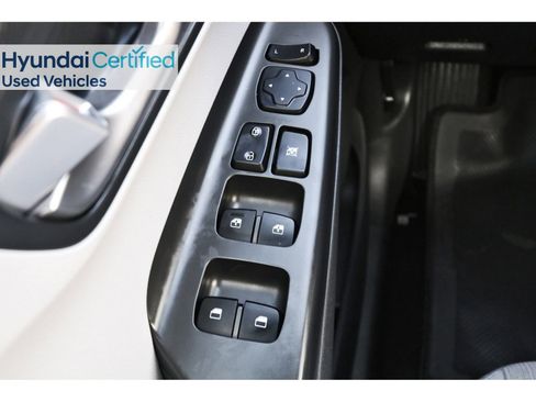 Certified 2023 Hyundai Kona SEL w/ Convenience Package image 23