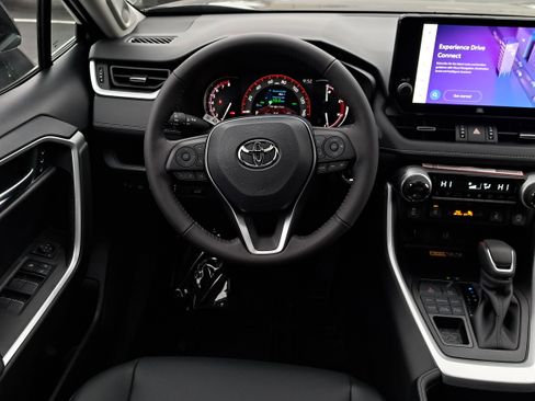 New 2025 Toyota RAV4 XLE Premium image 18