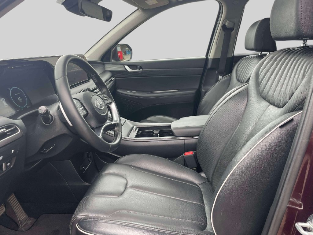 Used 2023 Hyundai Palisade Limited AWD/4WD image 16