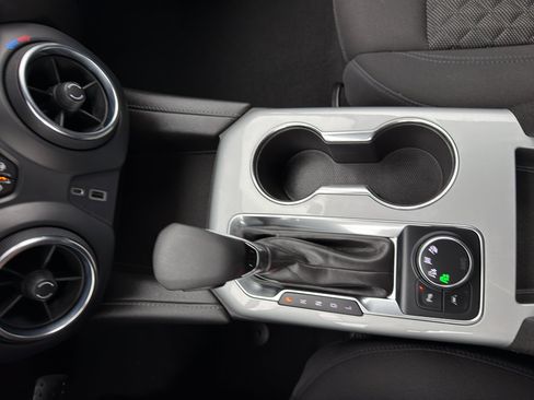 Used 2022 Chevrolet Blazer LT image 22