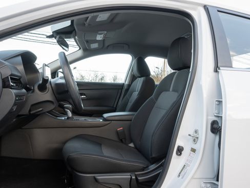 Used 2024 Nissan Sentra SV image 13