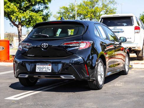 Certified 2022 Toyota Corolla SE w/ SE Preferred Package image 9