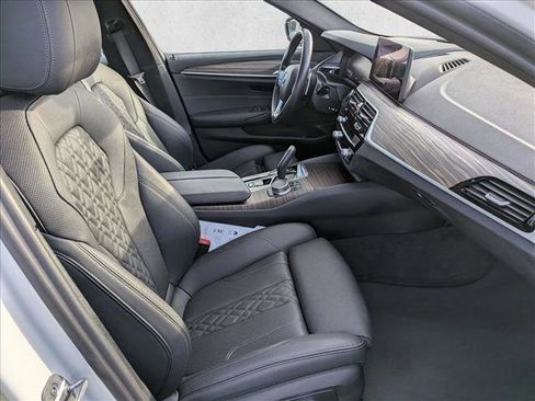 Certified 2023 BMW 530i w/ Convenience Package image 22