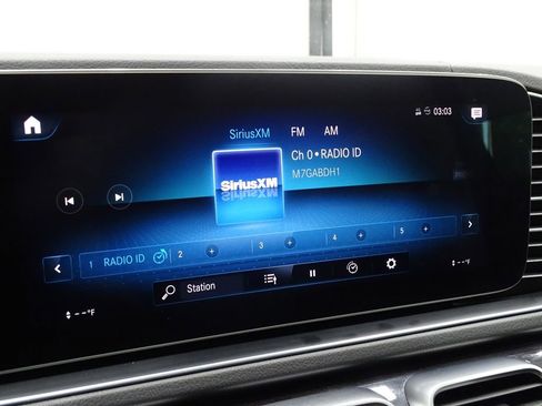 Used 2020 Mercedes-Benz GLS 450 4MATIC image 31