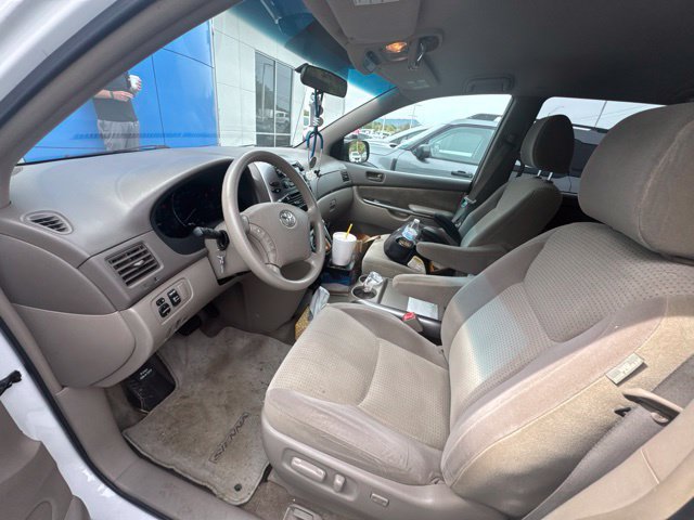 Used 2009 Toyota Sienna LE FWD image 7