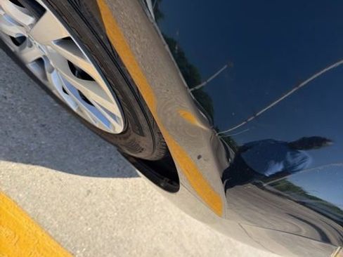 Used 2019 Toyota Corolla LE image 13