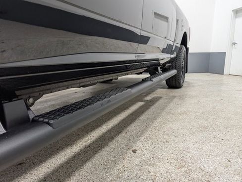 Used 2025 RAM 2500 Laramie w/ Night Edition image 9