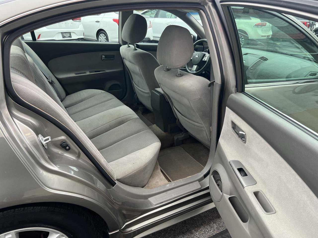Used 2005 Nissan Altima 2.5 S w/ (F01) Convenience Pkg FWD image 16
