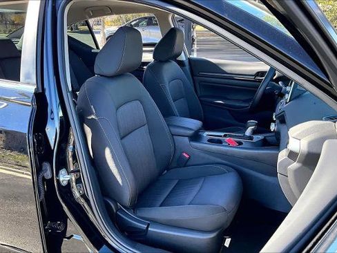 Certified 2025 Nissan Altima 2.5 S image 8