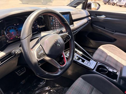 Used 2024 Volkswagen GTI SE FWD image 17