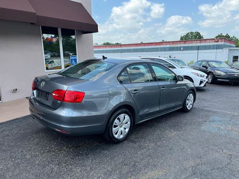 Used 2014 Volkswagen Jetta SE FWD image 5