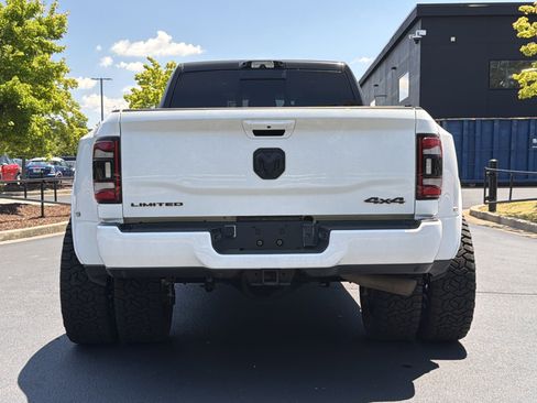 Used 2024 RAM 3500 Limited AWD/4WD image 16