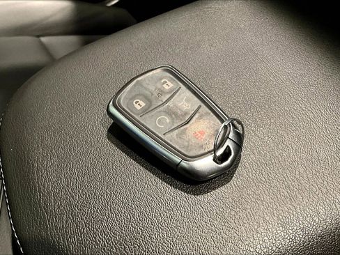Used 2023 Cadillac XT5 Premium Luxury FWD image 34