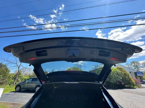 Used 2017 Porsche Macan AWD/4WD image 36