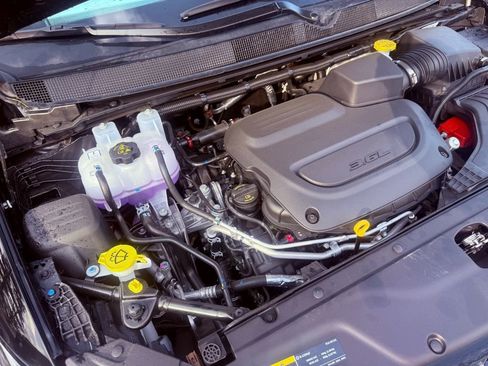 New 2026 Chrysler Pacifica Select FWD image 20