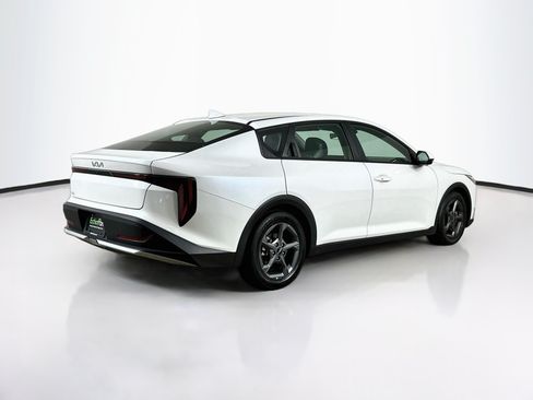 Used 2025 Kia K4 FWD image 9