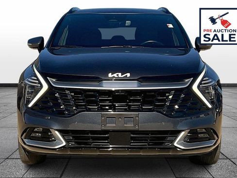 Certified 2024 Kia Sportage SX image 3