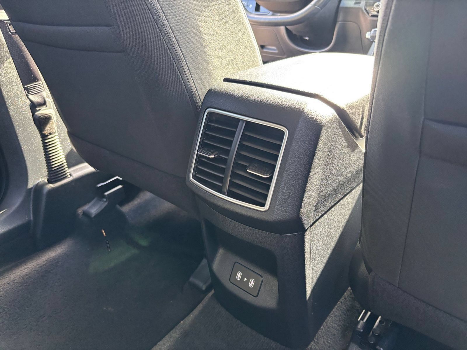 Used 2026 Kia Sportage LX FWD image 21